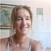 Profesora en Enseñanza Primaria y perfeccionamiento en diferentes discapacidades